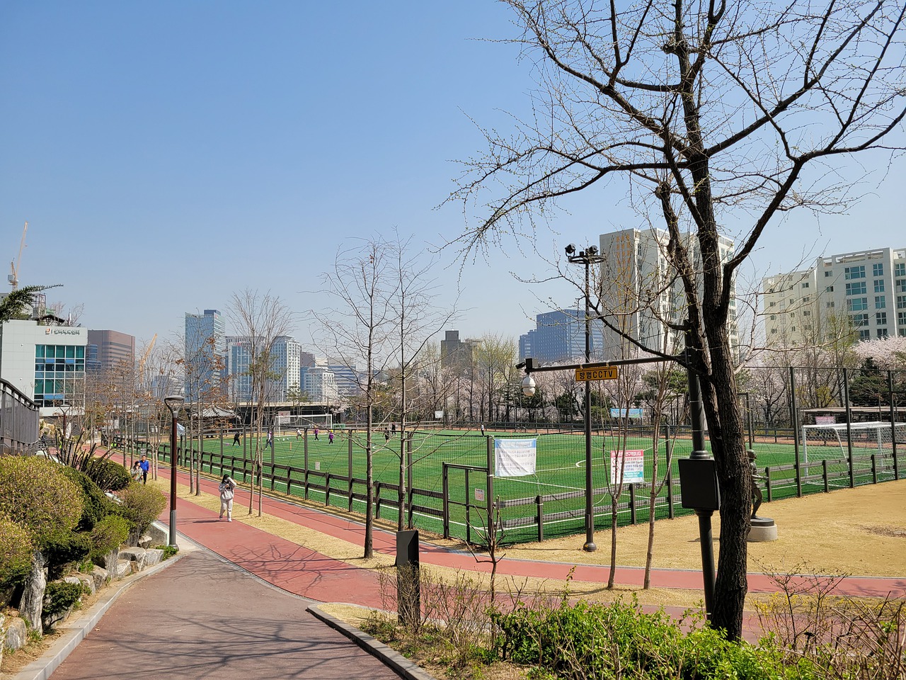 效仿小球战 效仿小球战